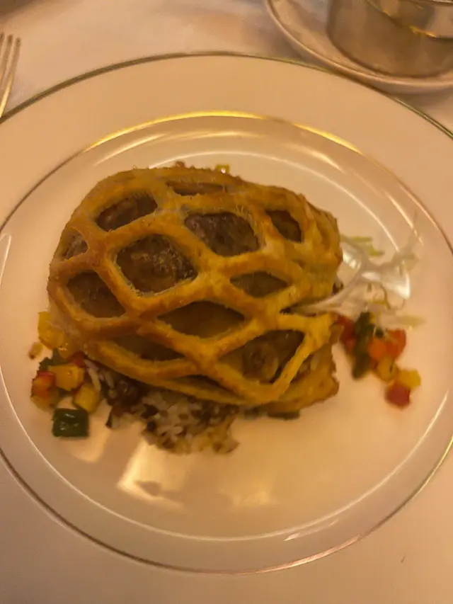 裡面好多配菜但全部冇味