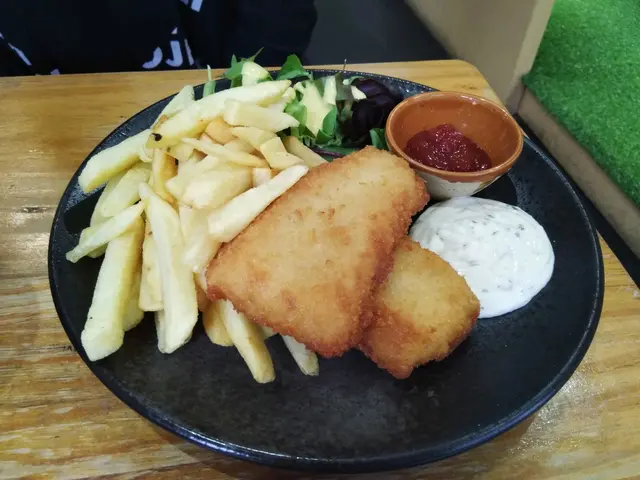 炸魚薯條配他他醬