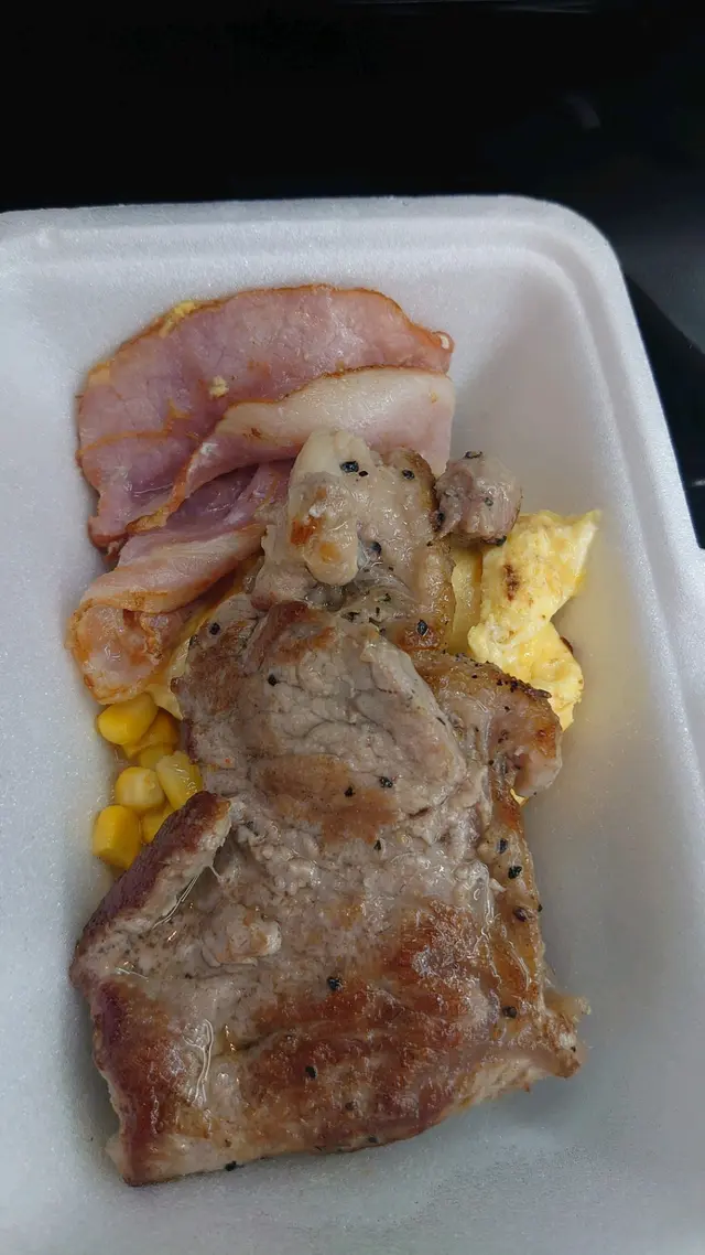 無意見,
唔知自己食緊乜野。