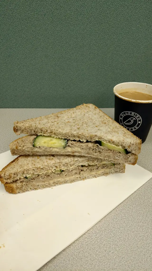 第一啖已經食到腥味
