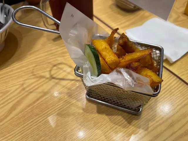 地瓜番薯條配酸甜甘梅粉