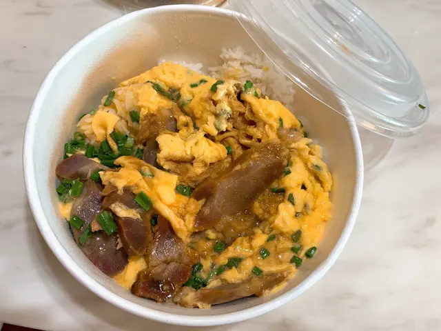 王牌义燒特濃牛乳炒滑蛋飯