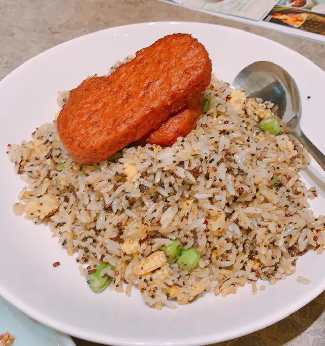 午餐肉黑松露炒飯
