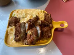 黃金鹹蛋將脆脆豬扒配飯