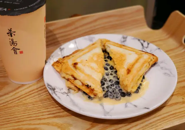 爆漿珍奶吐司,珍珠紅豆拿鐵