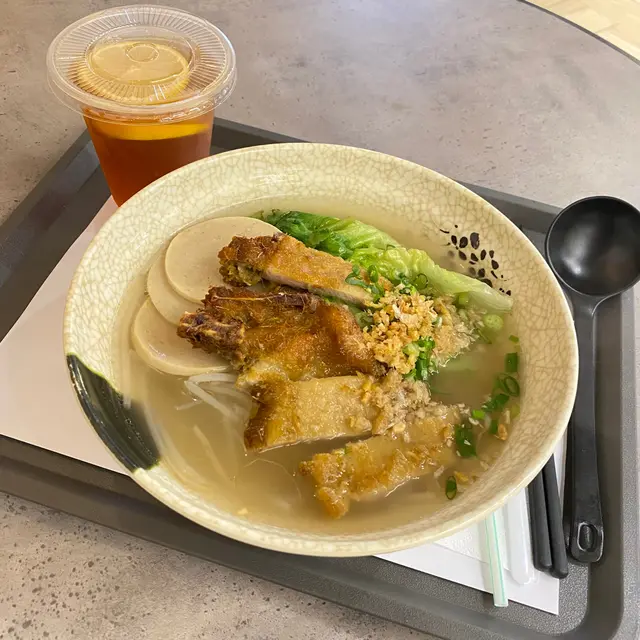 豬扒扎肉湯檬粉