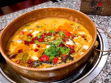 酸菜魚鍋