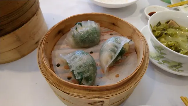 鮮蝦菜苗餃