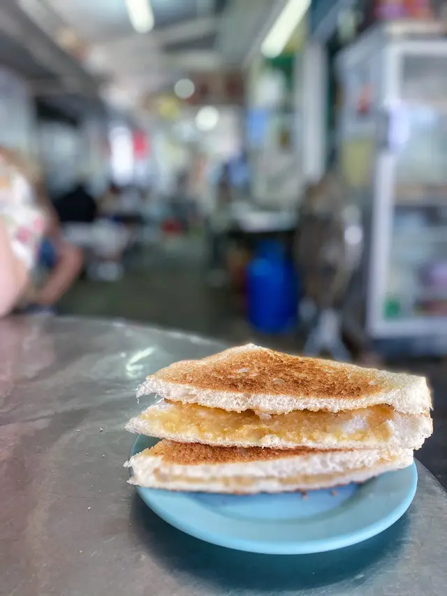 多士食落夠脆,不過無西多士既超鬆軟口感同蛋香味