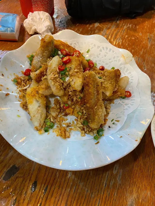 鑊氣夠重  椒鹽夠  九肚魚非常嫩口