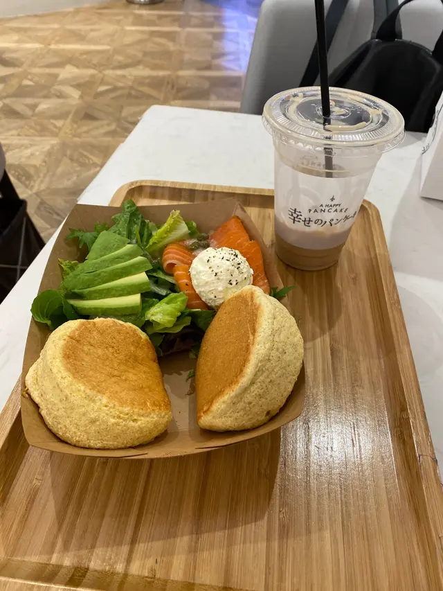 三文魚牛油果忌廉班cake