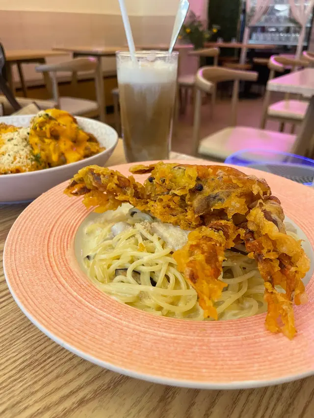 軟殻蟹忌廉汁意粉