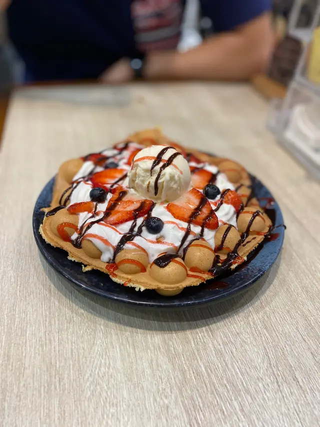 雪糕鮮果雞蛋仔