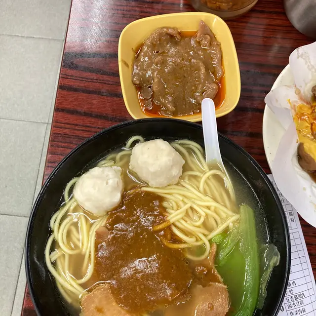 三餸車仔麵