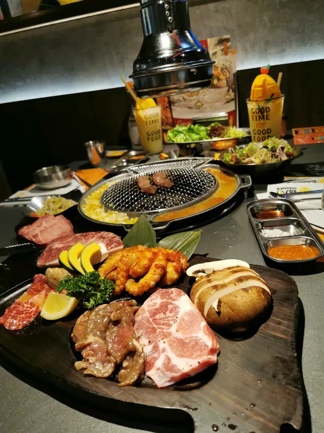 和牛牛舌勝燒套餐