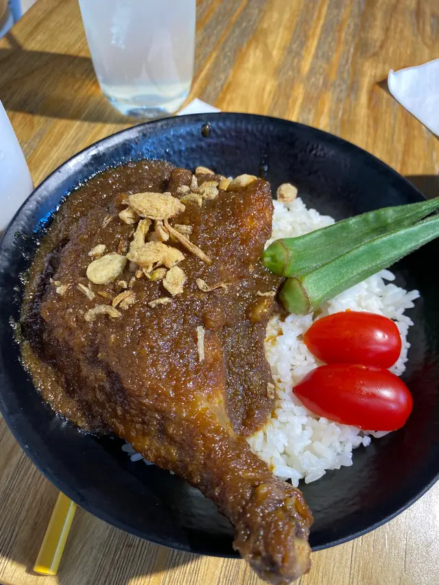香濃惹味醬燒雞髀飯