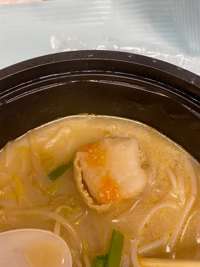 少少芥末味、整體1.5分 呢個餐兜食物雜中嚟計算高分