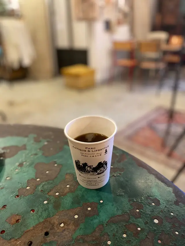Iced  black  coffee