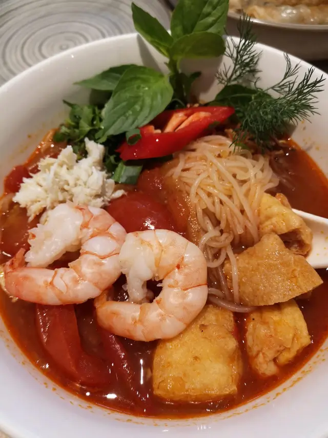 蟹肉大蝦蕃茄湯檬