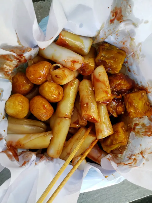 抵食！如果蒸得再熱啲就更好食。