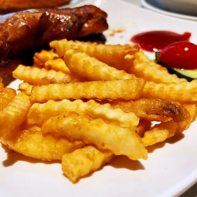 瑞士巨脾配炸薯條