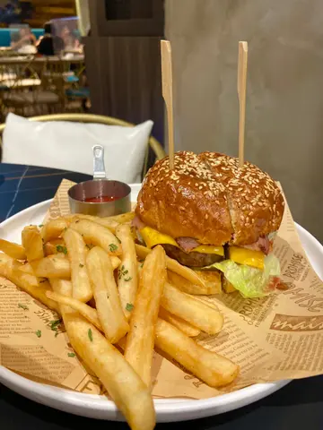 安格斯牛肉汉堡