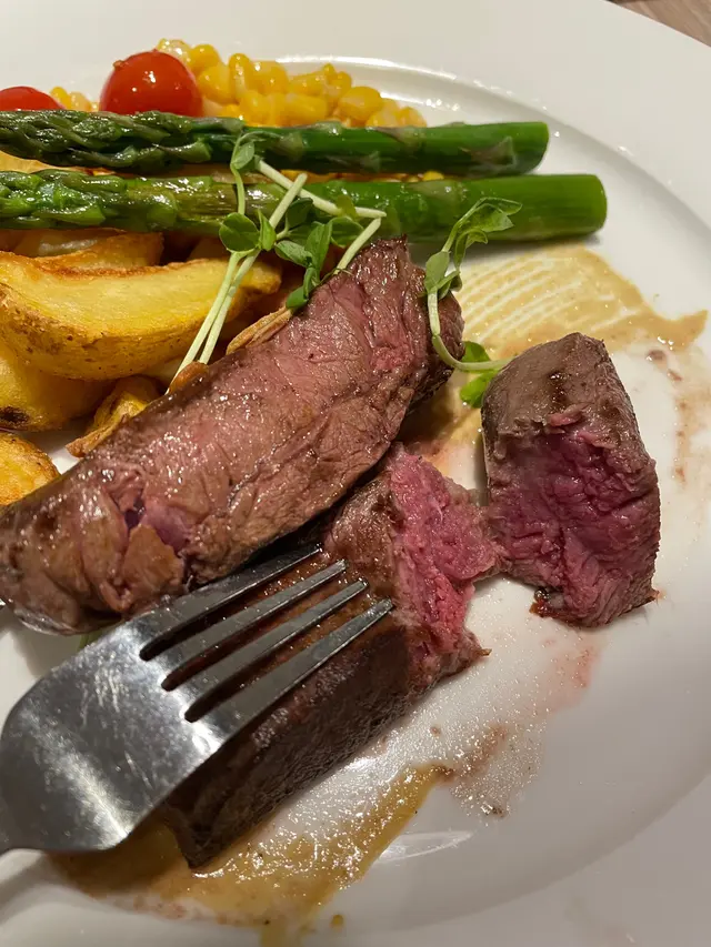 美國安格斯牛肩扒