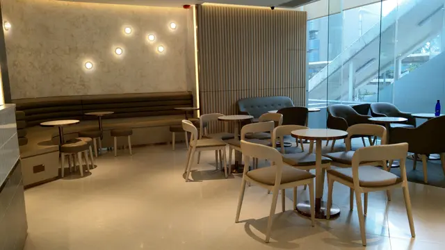 以白色為主調，走簡約北歐風格路線，跟多數分店與別不同