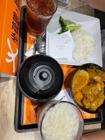 咖哩鸡饭、柠檬茶、麦冬汤