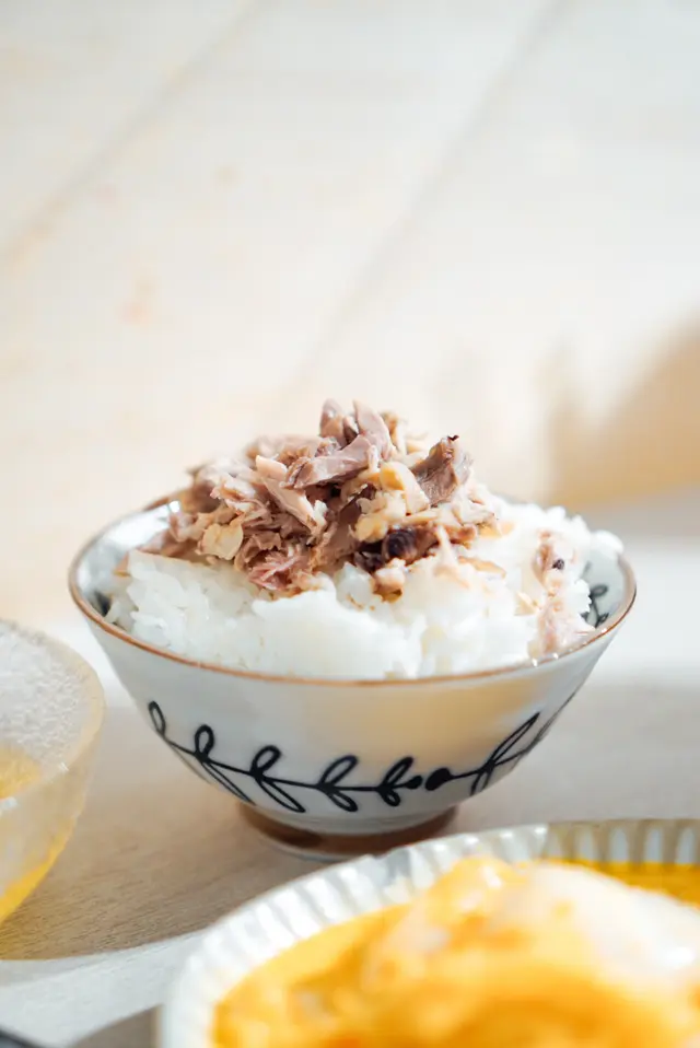 轉手撕台灣走地雞飯