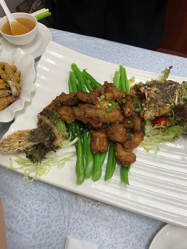 條炸魚啖啖肉