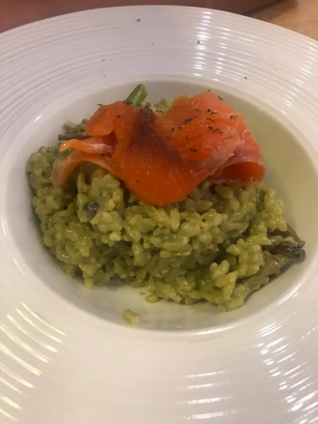 好難食，成個飯好苦