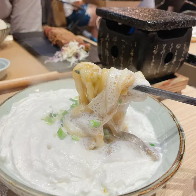 咖喱牛肉忌廉烏冬