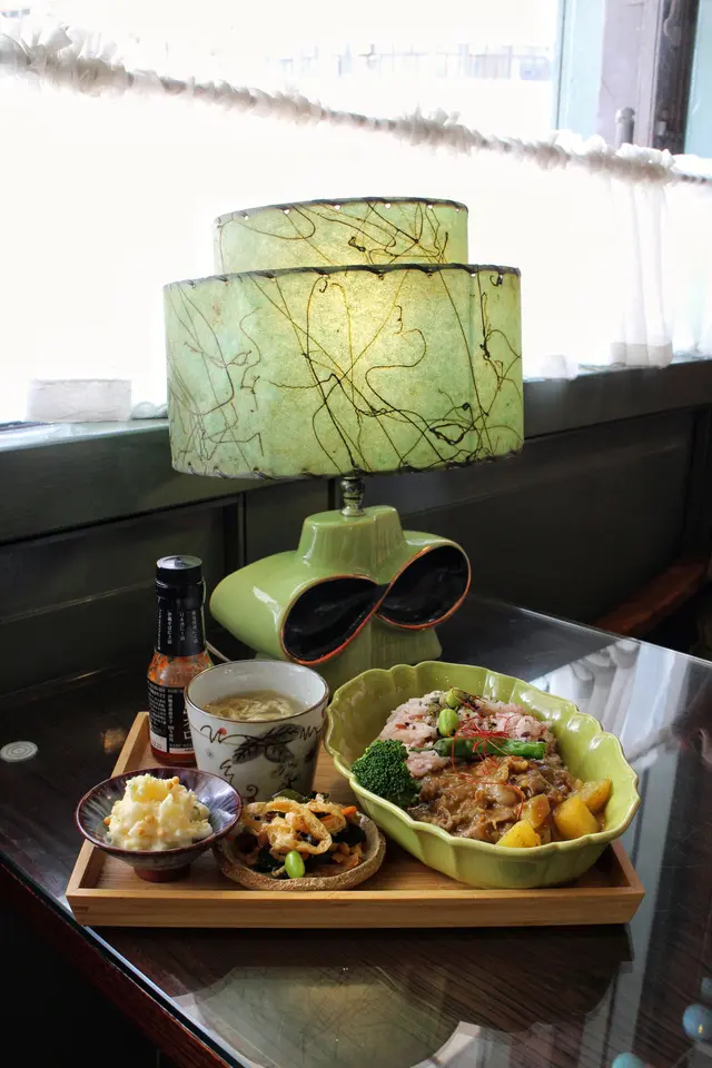 咖喱牛肉飯定食 · 石垣和牛