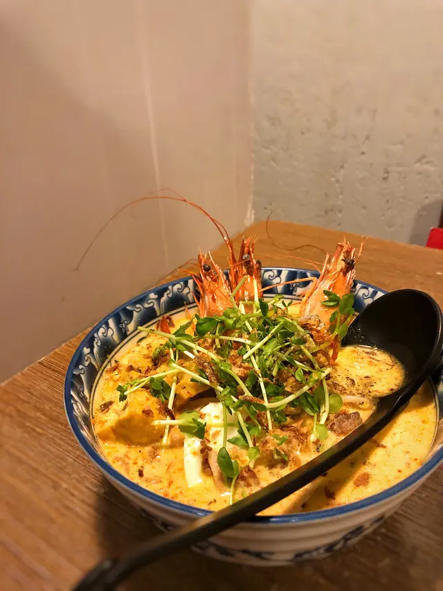 招牌娘惹海蝦喇沙