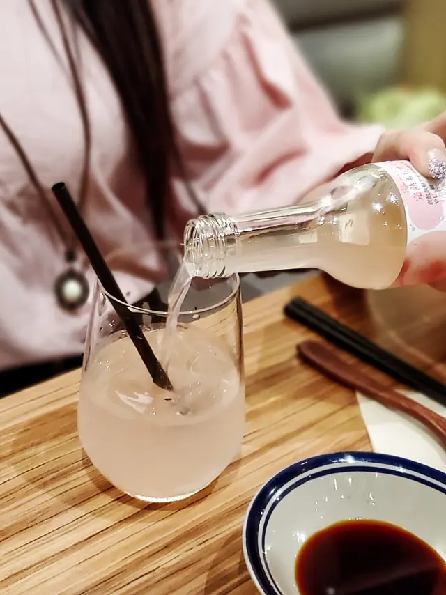 全 熟 桃 味 梳 打