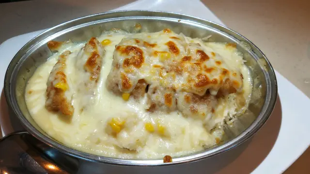 粟米芝士吉列龍利柳焗飯