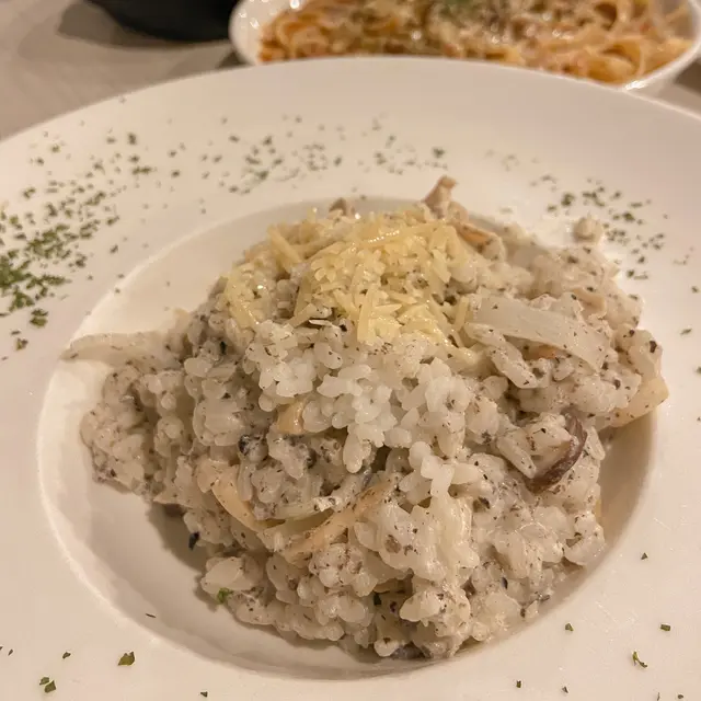 黑松露鮮菌燴意大利飯