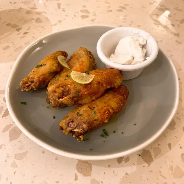 藍芝士汁燒烤醬焗雞翼 Barbecue Chicken Wings with Blue Cheese Dressing