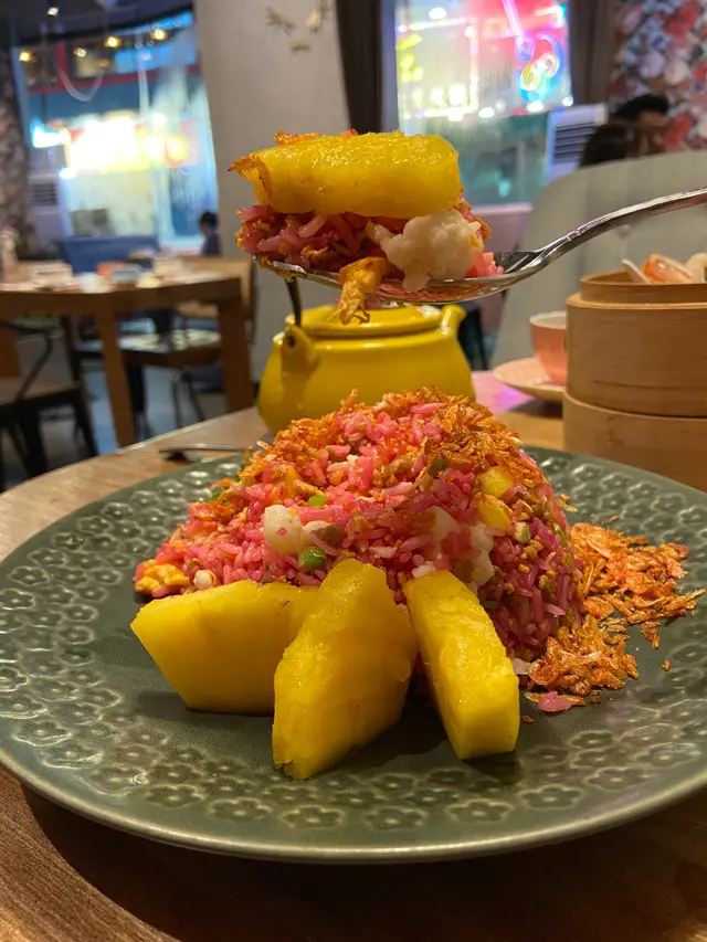 鳳梨櫻花蝦炒飯
