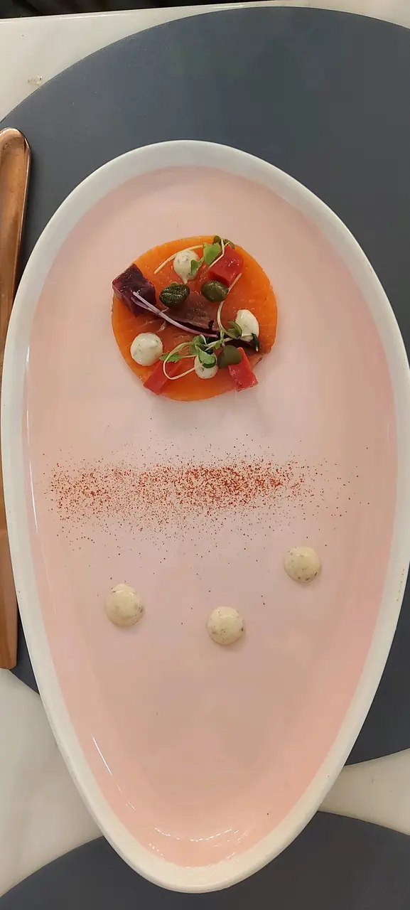 意式煙三文魚切片