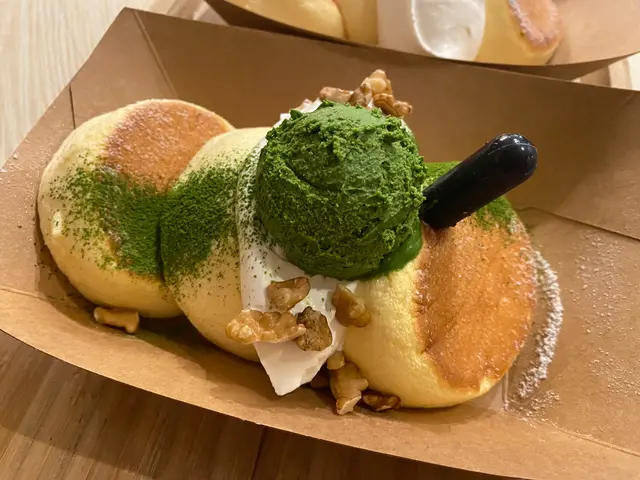 宇治抹茶濃厚慕斯班戟