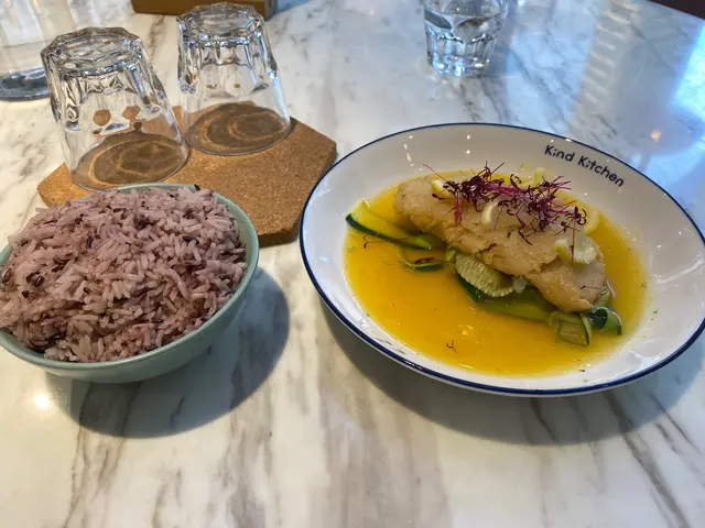 西檸植物魚塊配紫梅米飯