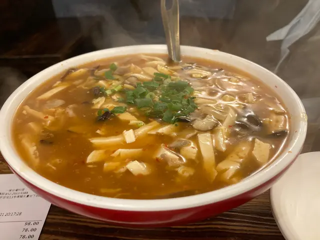 台式酸辣湯