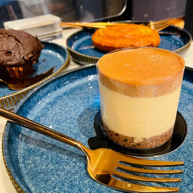 Earl Grey Hazelnut Cake