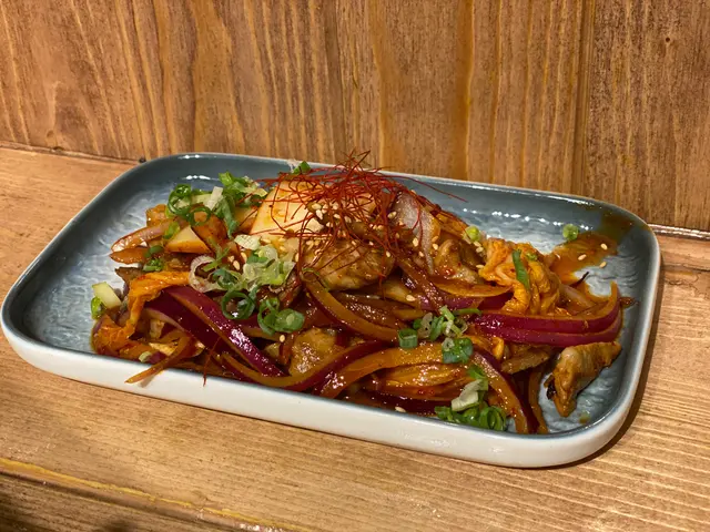 泡菜炒豚肉