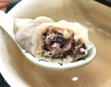 云耳椰菜肉饺