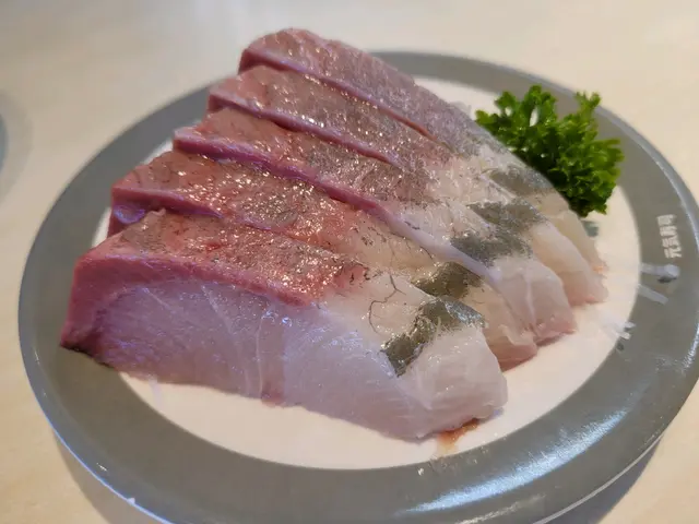 油甘魚刺身