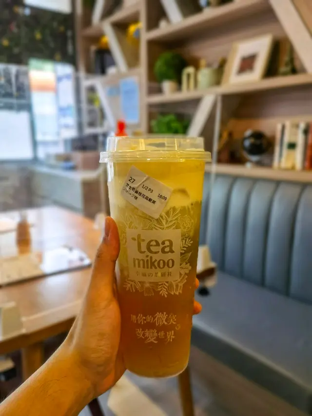 芝士奶蓋桂花烏龍茶