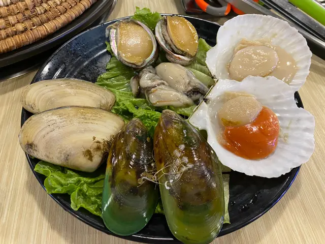 紐西蘭刀貝蚌, 台灣九孔鮑魚, 韓國慶南珍珠蠔, 大西洋野生青口, 日本大元貝
